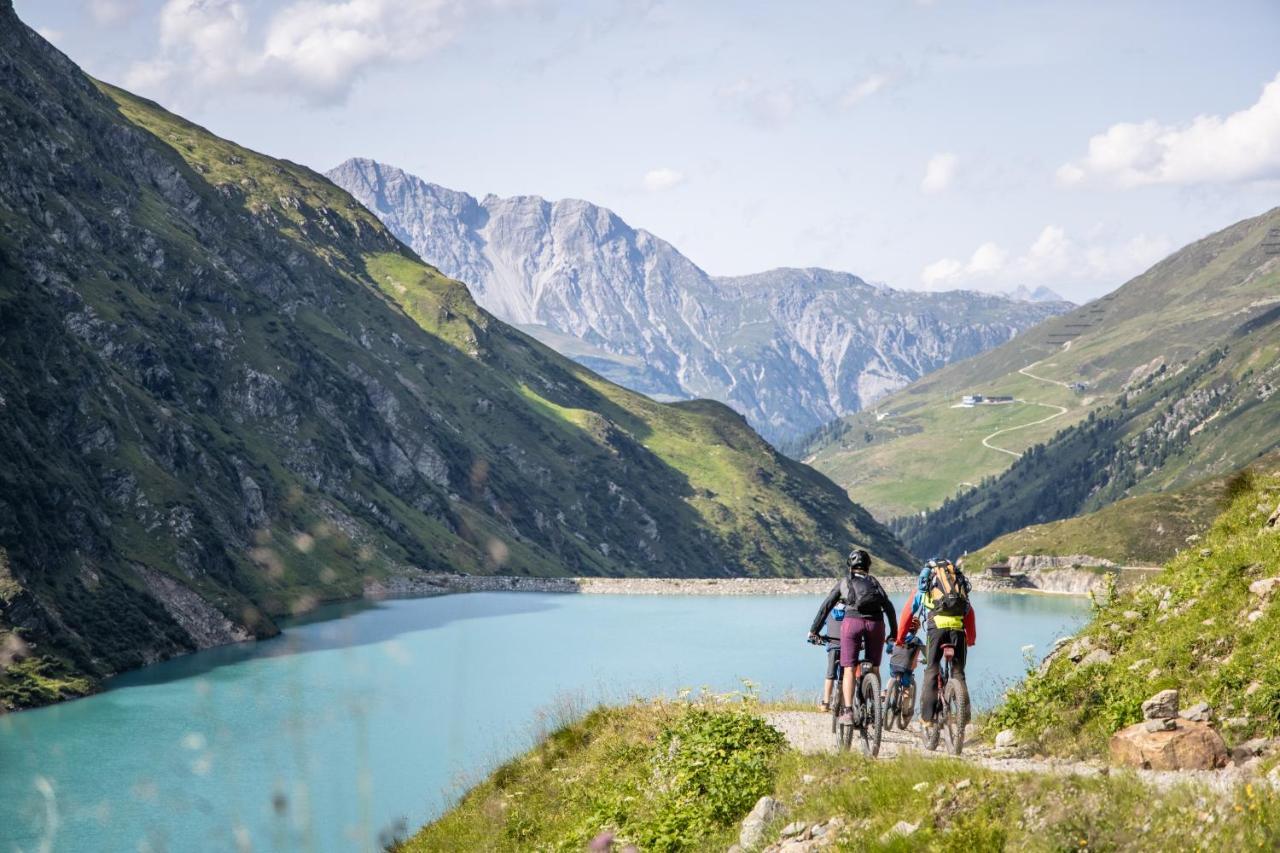 Ferienhaus Gundi Pettneu am Arlberg Eksteriør billede