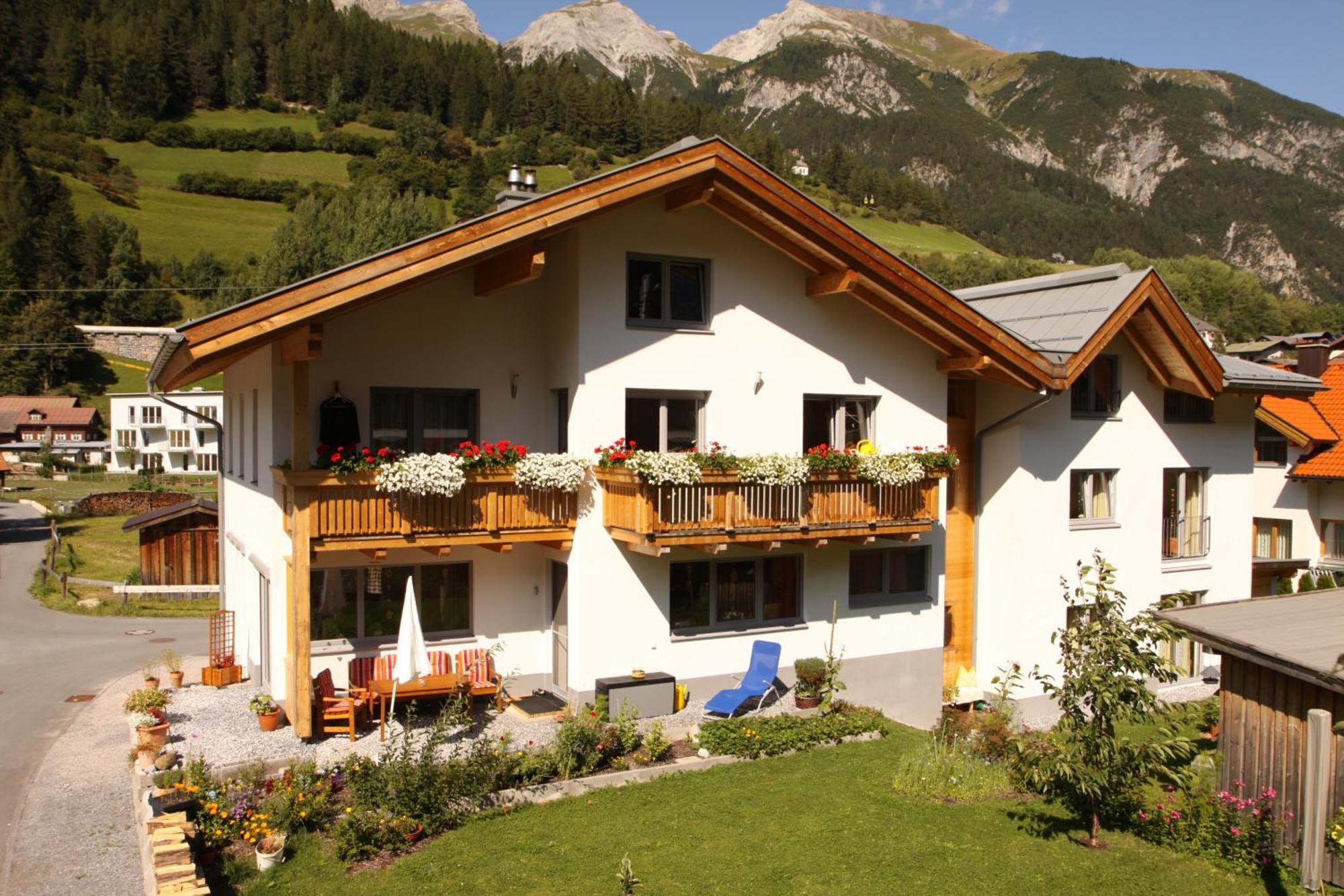 Ferienhaus Gundi Pettneu am Arlberg Eksteriør billede