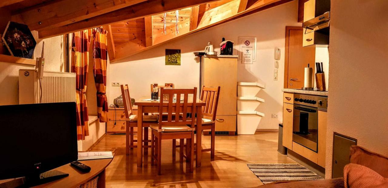 Ferienhaus Gundi Pettneu am Arlberg Eksteriør billede